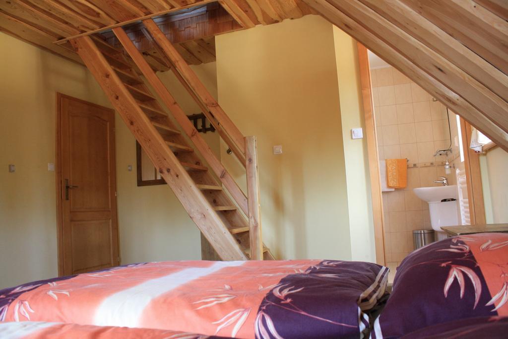 Koliba U Kuba A Rekreacne Domy Hrustin Kamer foto